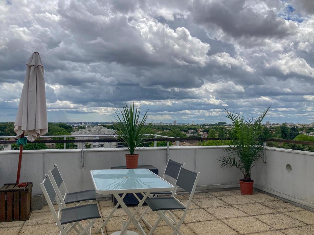 Proche Bordeaux Appartement 75 M2 Rooftop Bruges Extérieur photo